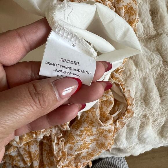 Saint + Secrets Women Dress Small Romantic Coquette Ruffle Ditsy Floral - Picture 9 of 13